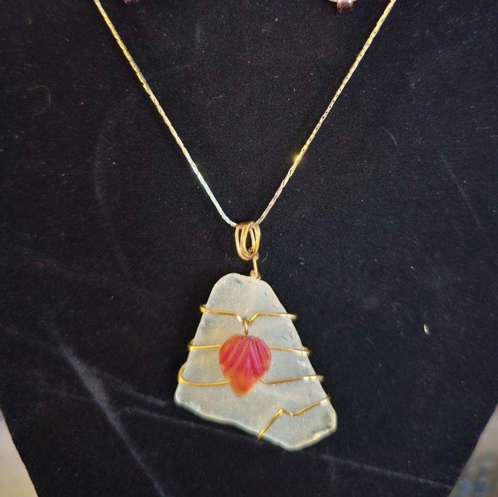 Wire wrapped sea glass with red leaf